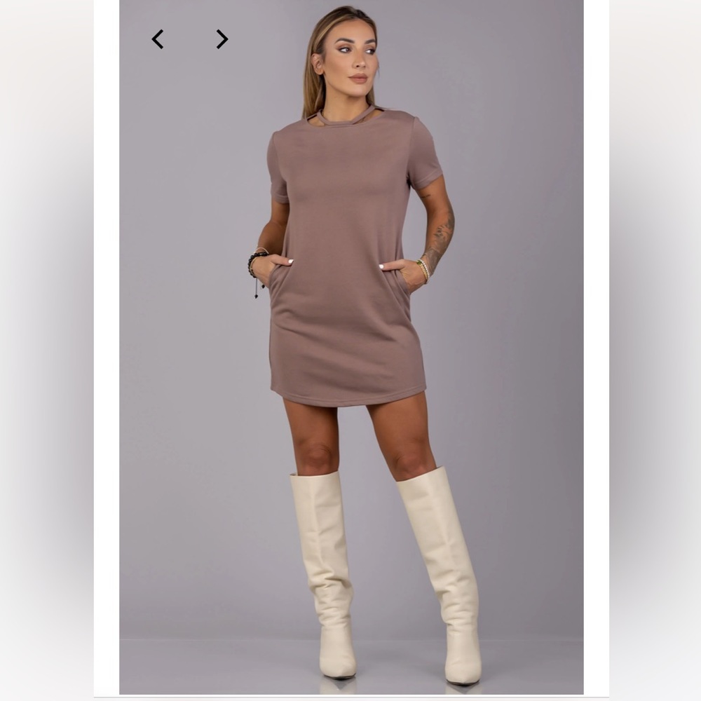By Agreis Maddie Short Sleeve Dress in Taupe/ Brown size S